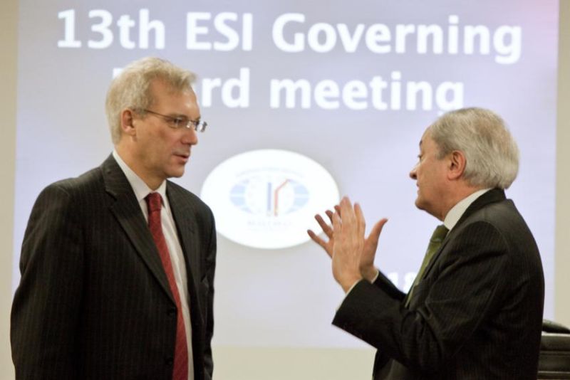 13-е заседание Руководящего совета Европейского учебного института (18.04.2011)