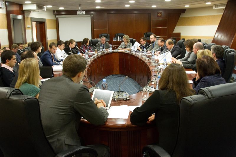 Заседание первого круглого стола Клуба выпускников ЕУИ (14.12.2012)