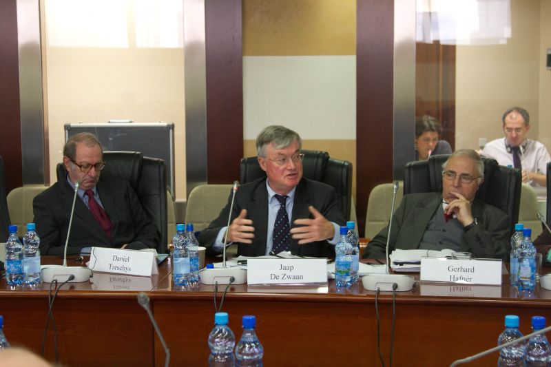 18-е заседание Руководящего совета ЕУИ (8.11.2013)