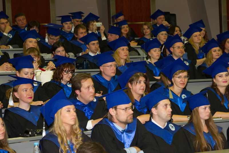 Вручение дипломов в Европейском учебном институте (19.06.2014)