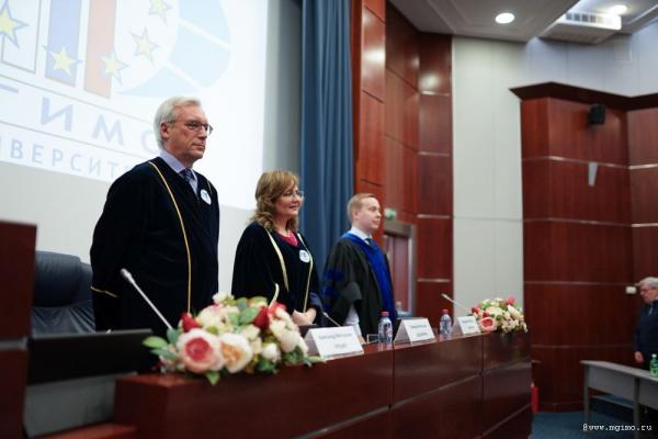 Выпускники магистратуры Европейского учебного института получили дипломы